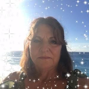 Meet your Posher, Ava